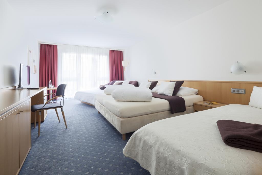 Hotel Höfli Altdorf Zimmer foto